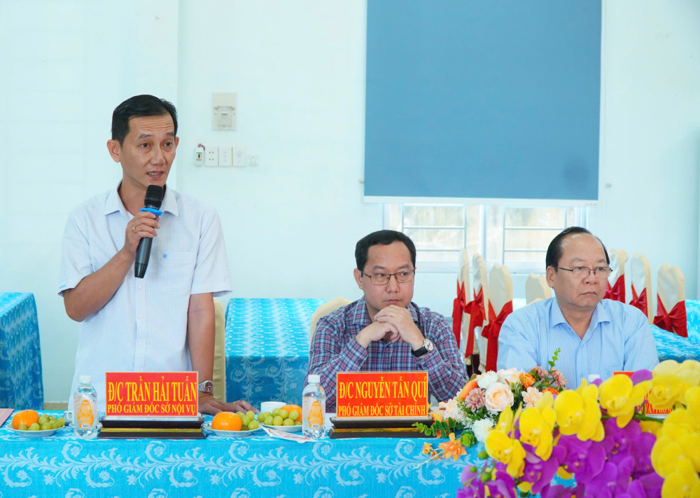Thành viên trong Đoàn phát biểu ý kiến