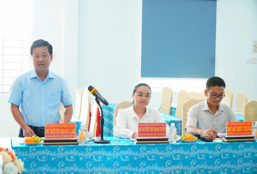 Lãnh đạo xã Phước Lý phát biểu