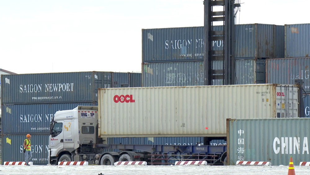 Hàng hoá tại điểm tập kết, kiểm tra, giám sát hàng hoá xuất nhập khẩu tập trung của Công ty Cổ phần Tân Cảng Tây Ninh, thuộc dự án Cảng cạn Mộc Bài nằm trong Khu kinh tế cửa khẩu Mộc Bài