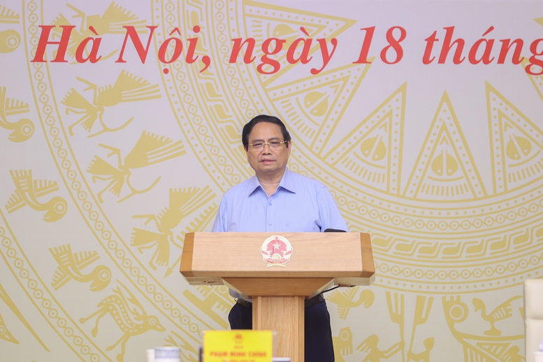 Thủ tướng Chính phủ Phạm Minh Chính nhấn mạnh nhiệm vụ giải ngân vốn đầu tư là một trong những động lực tăng trưởng (Ảnh: VGP/Nhật Bắc)