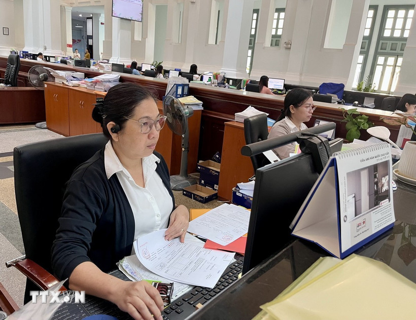 Kho bạc Nhà nước Thành phố Hồ Chí Minh tập trung các giải pháp thúc giải ngân đầu tư công ngay từ đầu năm 2025 (Ảnh: Hứa Chung/TTXVN)
