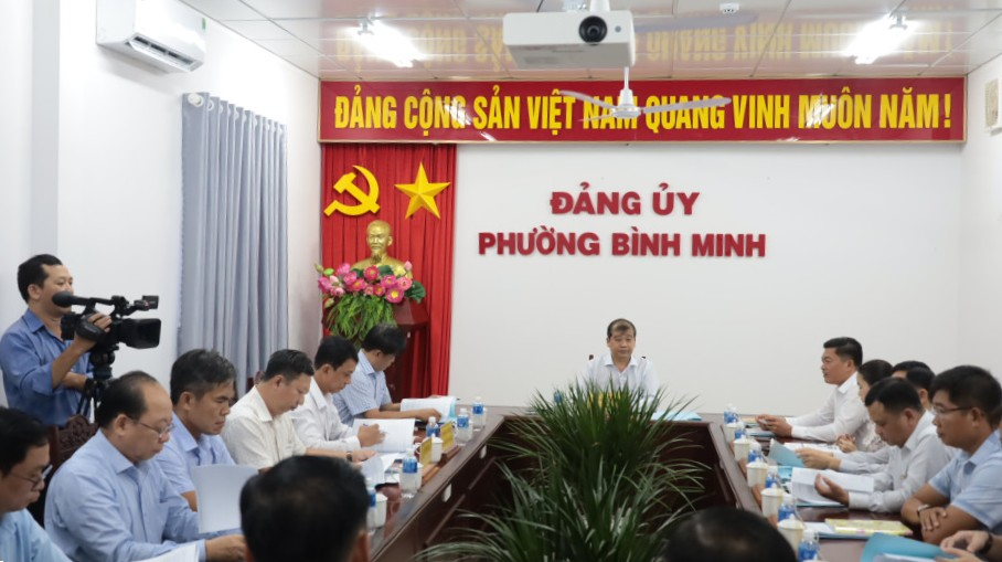 Đoàn giám sát của Tỉnh ủy Tây Ninh làm việc với Đảng ủy phường Bình Minh