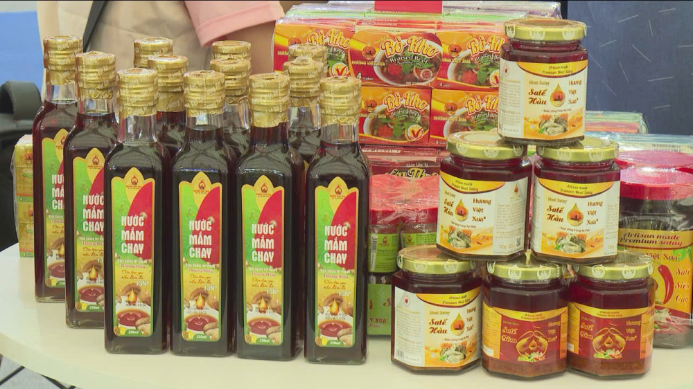 Các sản phẩm đặc trưng của tỉnh Tây Ninh được trưng bày tại Hội chợ mùa Thu năm 2025