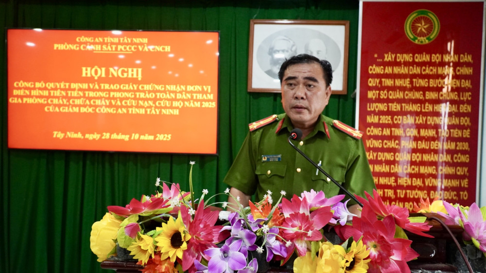 Thượng tá Nguyễn Công Bằng - Trưởng phòng Cảnh sát phòng cháy, chữa cháy và cứu nạn, cứu hộ, phát biểu tại hội nghị