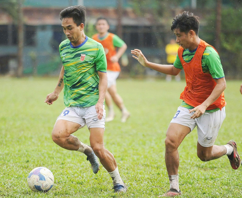 Trận đấu giữa Quảng Ninh và Long An sẽ diễn ra lúc 17 giờ ngày 02/11 trên sân Cẩm Phả