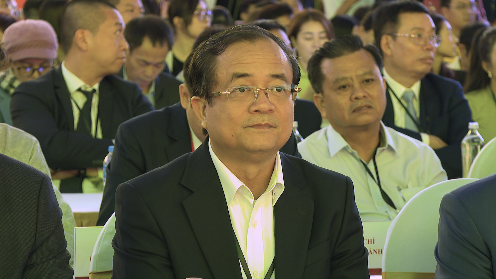 Ủy viên Ban Thường vụ Tỉnh ủy, Phó Chủ tịch UBND tỉnh Tây Ninh Nguyễn Hồng Thanh tham dự lễ khai mạc Hội chợ mùa Thu năm 2025