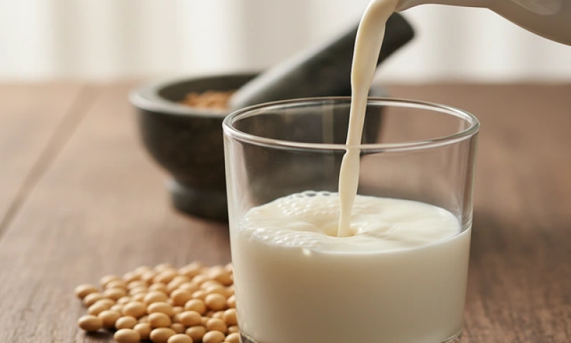 Tác động bất ngờ của sữa đậu nành với mỡ máu