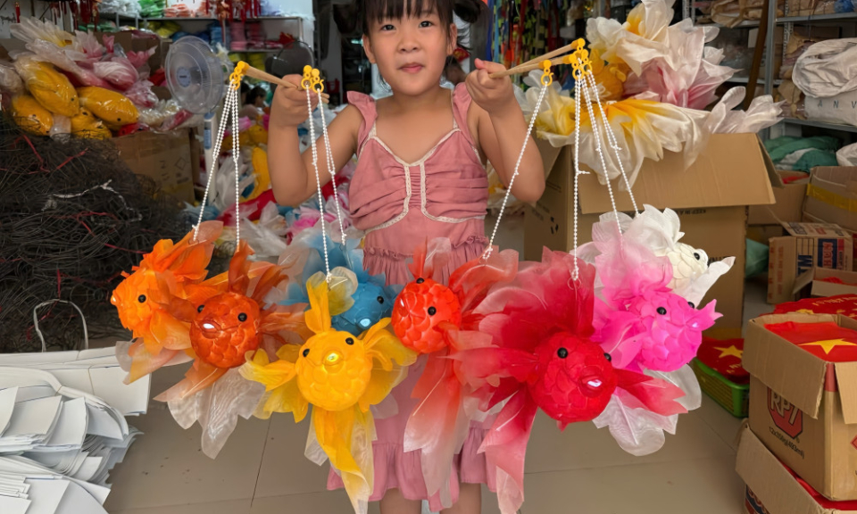 Rộn ràng mùa lồng đèn Trung thu