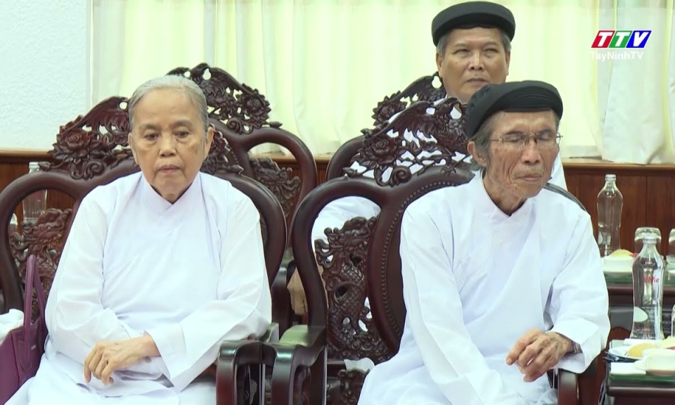 Lãnh đạo UBND tỉnh tiếp Ban Thường trực Hội thánh Cao Đài Tiên Thiên
