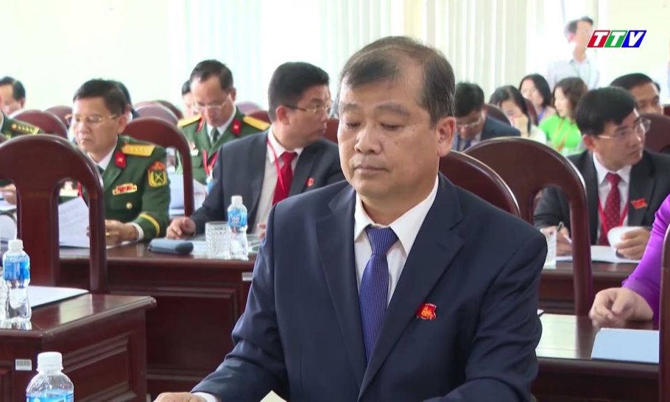 Tổ thảo luận số 4: Quan tâm đến công tác quốc phòng – an ninh