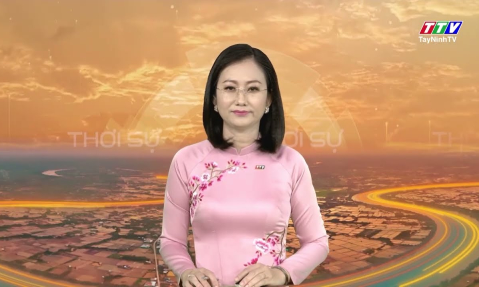 Xã Tân Đông: Công bố các quyết định về công tác cán bộ