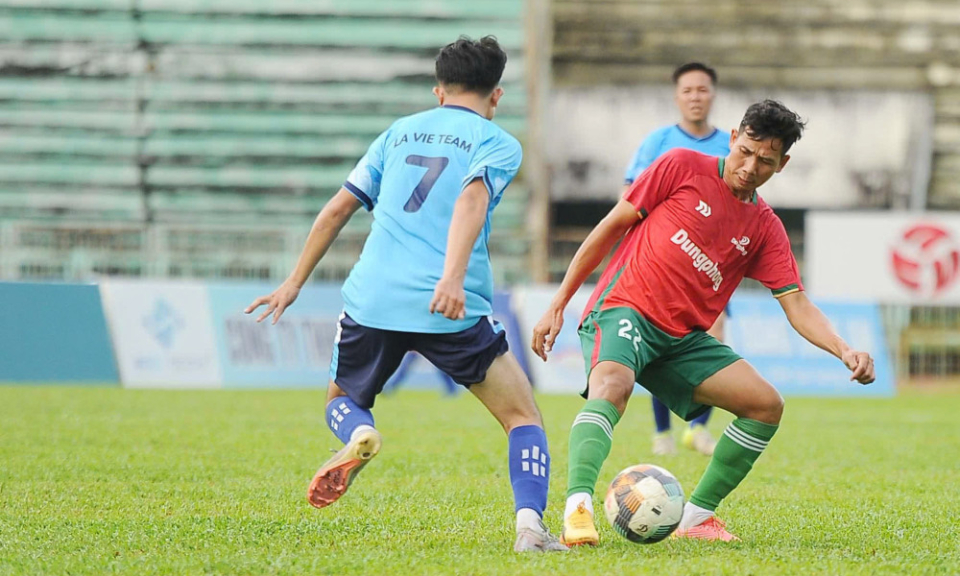 Dũng Phong FC thị uy sức mạnh tại Giải bóng đá Cúp Báo Tây Ninh lần thứ XV – 2025