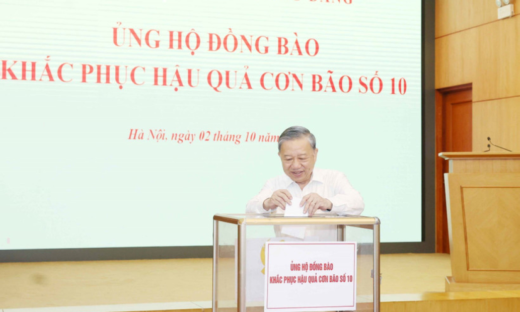 Hơn 1.000 tỷ đồng ủng hộ khắc phục bão lụt qua Ban Vận động Cứu trợ Trung ương