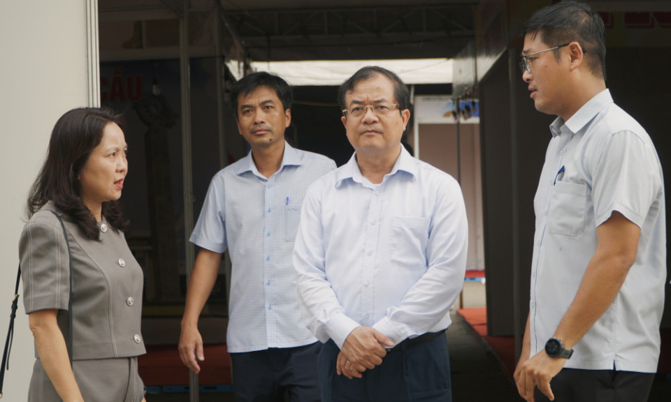 Phó Chủ tịch UBND tỉnh Nguyễn Hồng Thanh kiểm tra công tác chuẩn bị chuỗi sự kiện ngành Công Thương khu vực phía Nam lần thứ XI