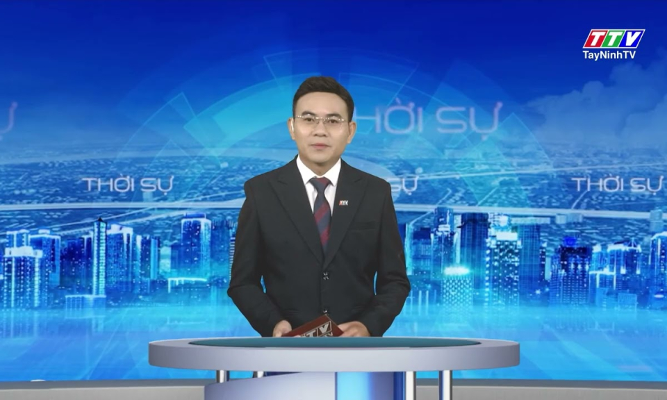 Hậu Thạnh: Khẩn trương gia cố đê bao, bảo vệ hơn 6.700 ha lúa