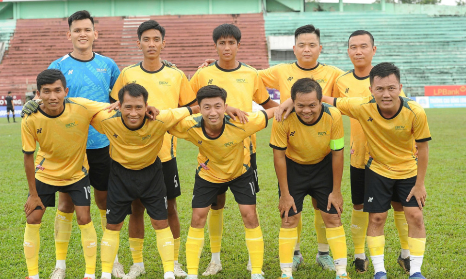 Dũng Phong FC – BIDV Chi nhánh Long An: Cuộc chiến của những nhà vô địch!