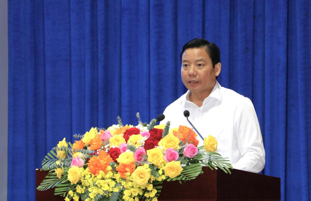 Phó Chủ tịch UBND tỉnh Phạm Tấn Hoà phát biểu khai mạc hội nghị