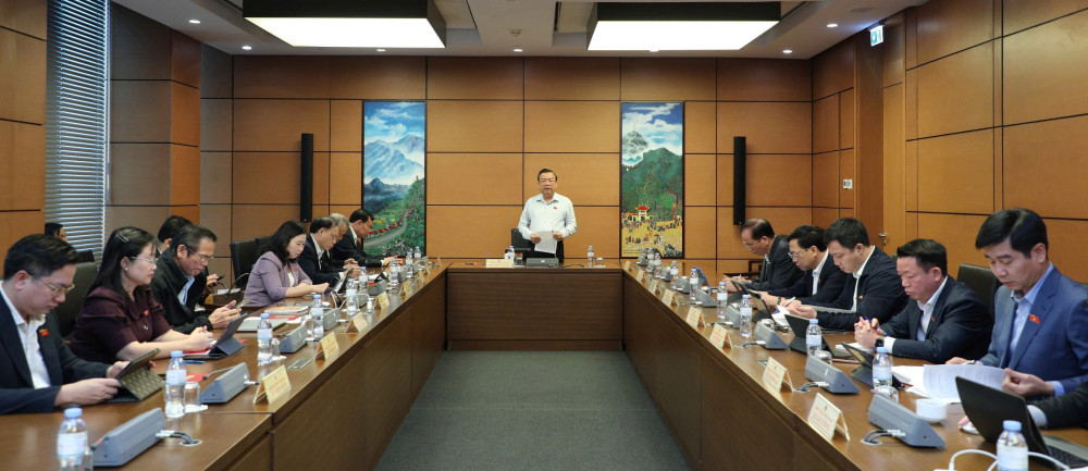 Đại biểu tham dự buổi thảo luận Tổ