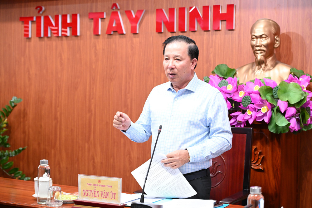 Phó Bí thư Tỉnh ủy, Chủ tịch UBND tỉnh Nguyễn Văn Út phát biểu chỉ đạo 