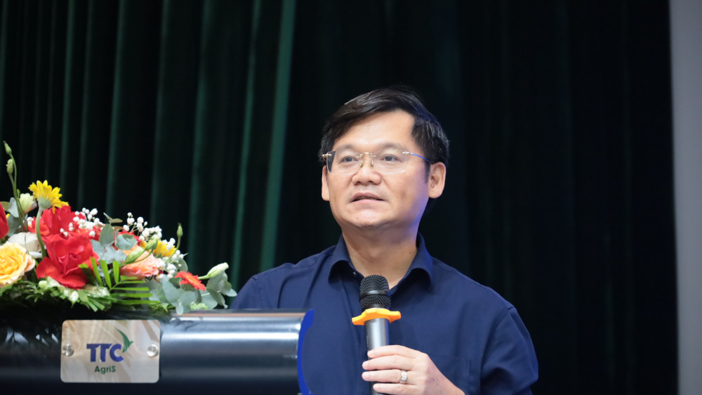 Ông Thái Văn Chuyện - Tổng Giám đốc Công ty Cổ phần Thành Thành Công - Biên Hòa phát biểu tại hội nghị