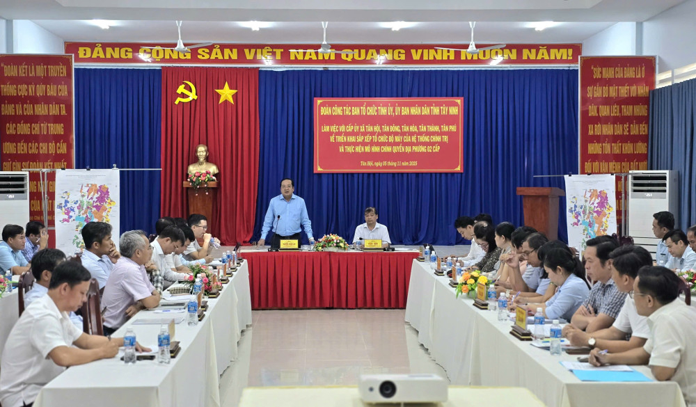 Đại biểu tham dự buổi làm việc