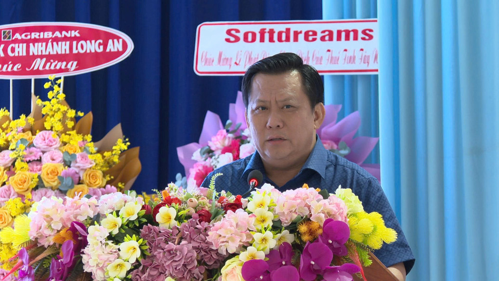 Phó Chủ tịch UBND tỉnh Huỳnh Văn Sơn phát biểu tại lễ phát động