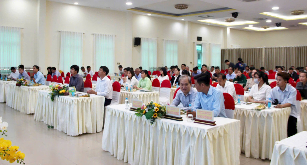 Đại biểu dự hội nghị