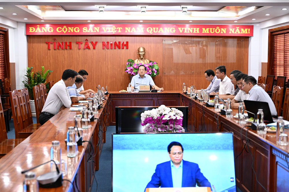 Đại biểu tham dự phiên họp tại điểm cầu tỉnh Tây Ninh