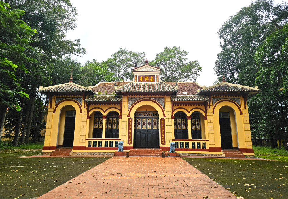 Đình Gia Lộc ảnh hưởng bởi kiến trúc Pháp