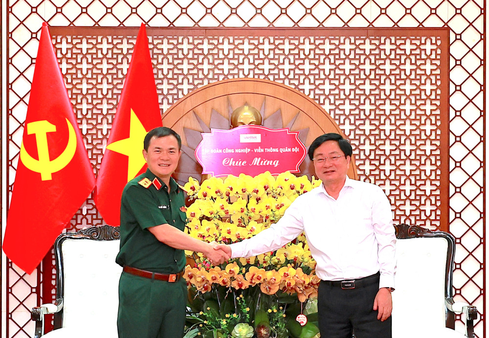 Bí thư Tỉnh ủy Nguyễn Văn Quyết tiếp và làm việc với Tập đoàn Công nghiệp - Viễn thông Quân đội