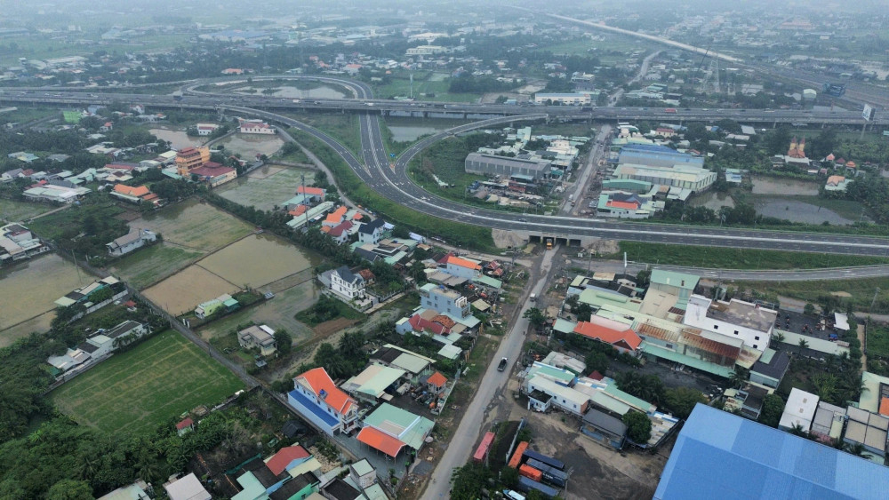 Đường Vành đai 3 đoạn qua xã Mỹ Yên