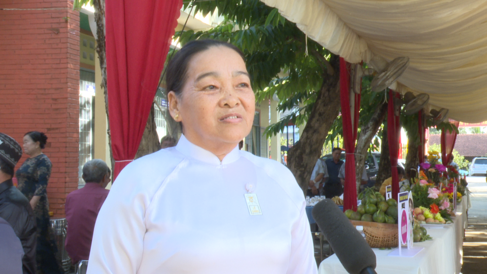 Lễ sanh Hương Tú - Phó Cai quản đặc trách Nữ phái Họ đạo liên xã Thạnh Bình - Thạnh Bắc