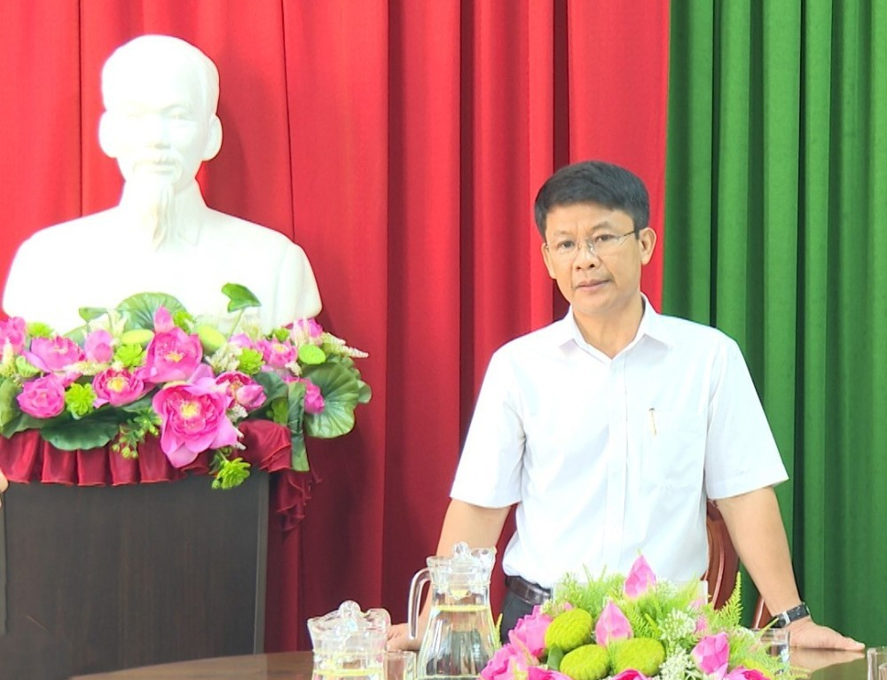 Trưởng ban Pháp chế HĐND tỉnh Tây Ninh Phạm Văn Đặng phát biểu tại buổi giám sát 