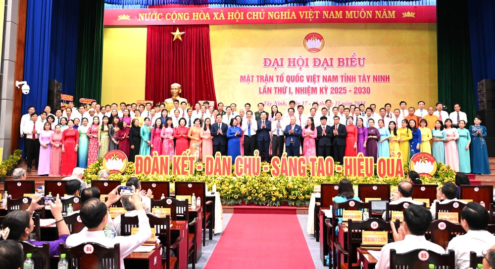 UBMTTQ Việt Nam tỉnh khóa I, nhiệm kỳ 2025-2030 ra mắt Đại hội