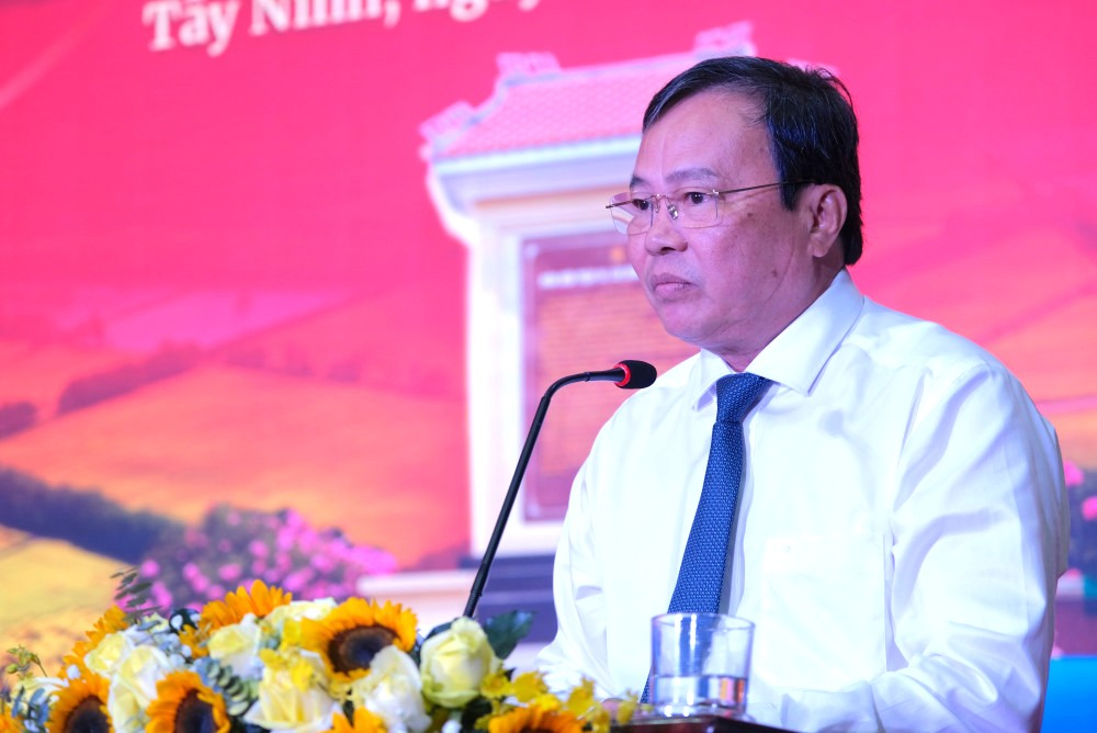 Phó Bí thư Tỉnh ủy, Chủ tịch UBND tỉnh Tây Ninh Lê Văn Hẳn phát biểu tại buổi lễ