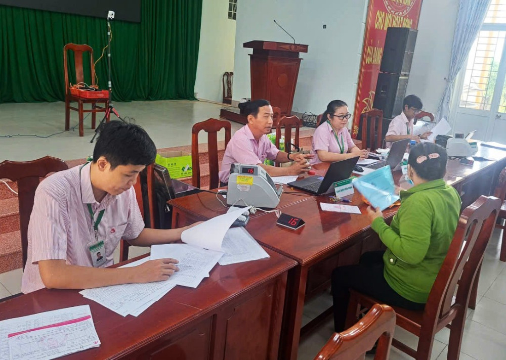 Hội Liên hiệp Phụ nữ xã Thuận Mỹ hỗ trợ hội viên (trong đó có hội viên nghèo, cận nghèo) tiếp cận nguồn vốn vay từ Ngân hàng Chính sách xã hội