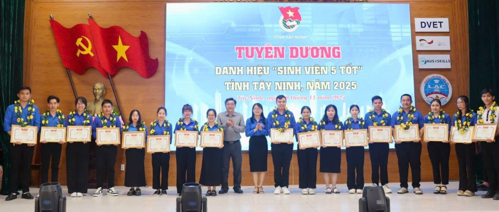 Các cá nhân đạt danh hiệu “Sinh viên 5 tốt” năm 2025
