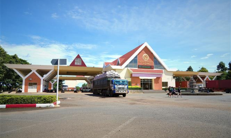 Đề xuất chủ trương đầu tư phát triển hạ tầng giao thông kết nối cửa khẩu Xa Mát