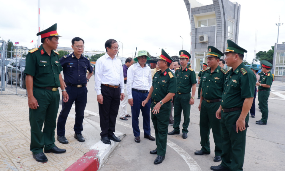 Preparing for the Vietnam - Cambodia Border Defense Exchange