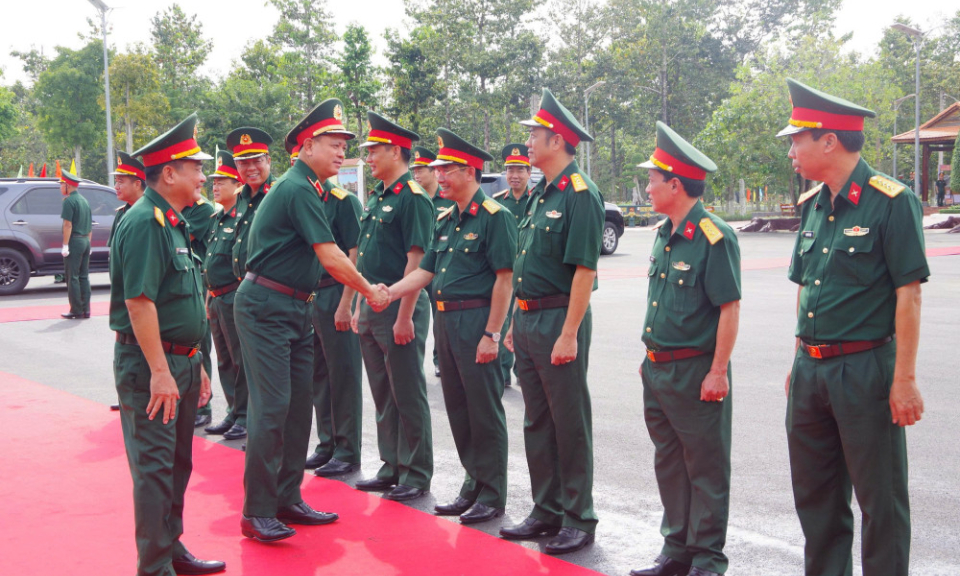Bộ Quốc phòng kiểm tra công tác chuẩn bị Giao lưu hữu nghị Quốc phòng biên giới Việt Nam – Campuchia tại Sư đoàn 5