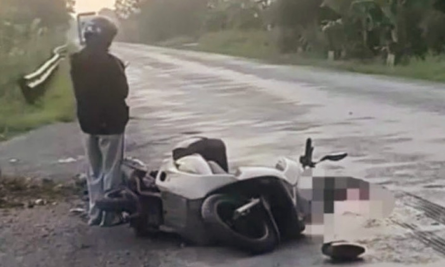 Sụp 'ổ gà' trên Quốc lộ 62, người đàn ông bị xe container cán tử vong 