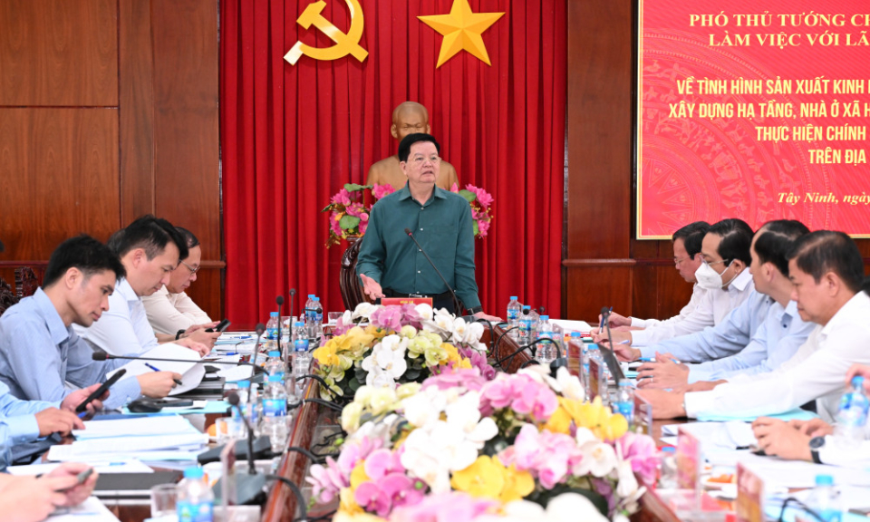 Ph&oacute; Thủ tướng Ch&iacute;nh phủ Mai Văn Ch&iacute;nh l&agrave;m việc với tỉnh T&acirc;y Ninh về ph&aacute;t triển kinh tế - x&atilde; hội