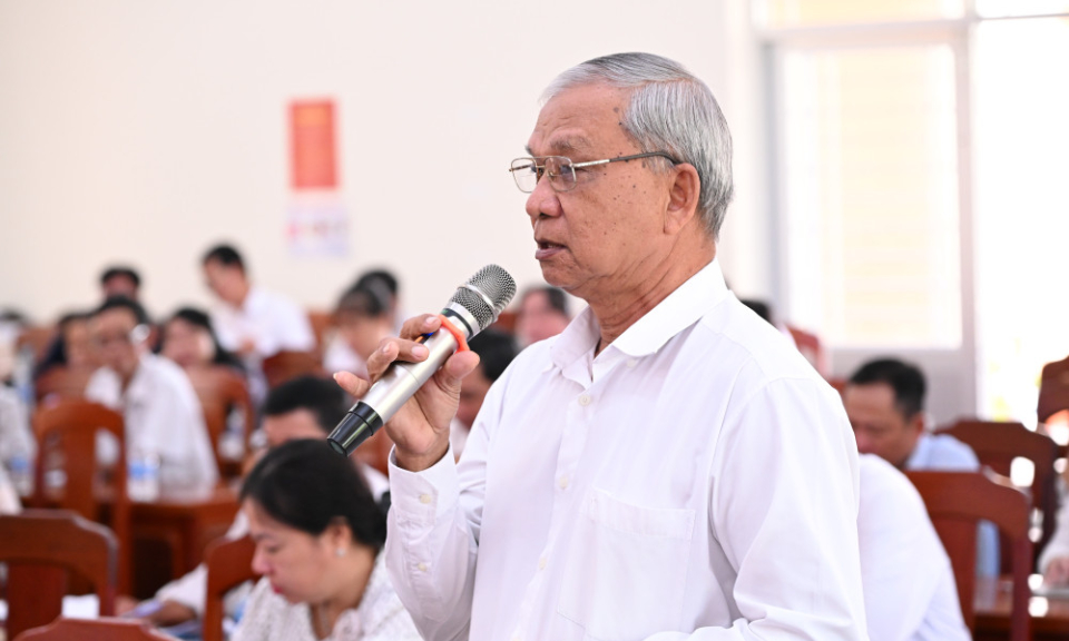 Cử tri phường T&acirc;n An phản &aacute;nh nhiều lĩnh vực li&ecirc;n quan đời sống người d&acirc;n