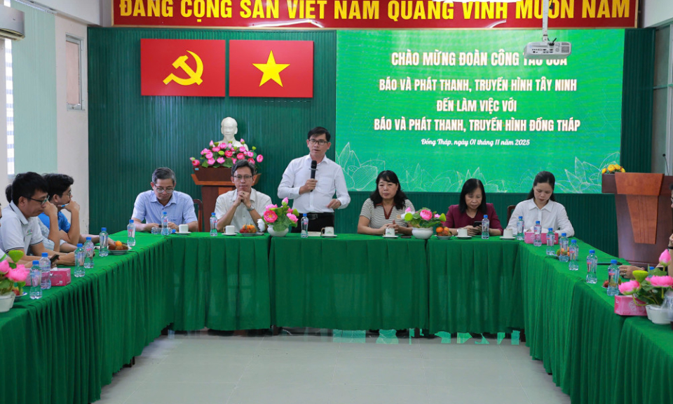 Báo và phát thanh, truyền hình Tây Ninh học tập kinh nghiệm tại Báo và phát thanh, truyền hình Đồng Tháp