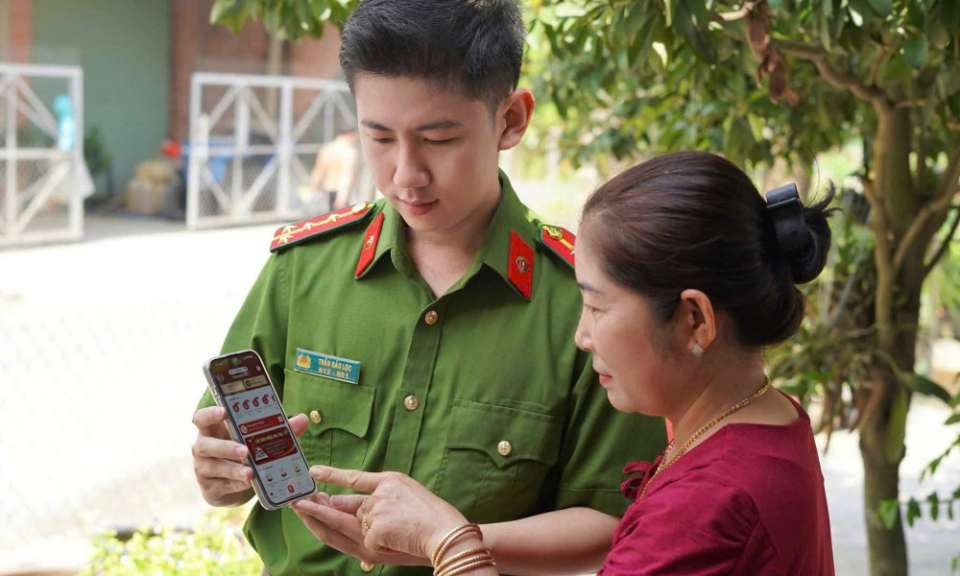 Công an tỉnh Tây Ninh tích cực đóng góp ý kiến vào dự thảo các văn kiện trình Đại hội XIV của Đảng