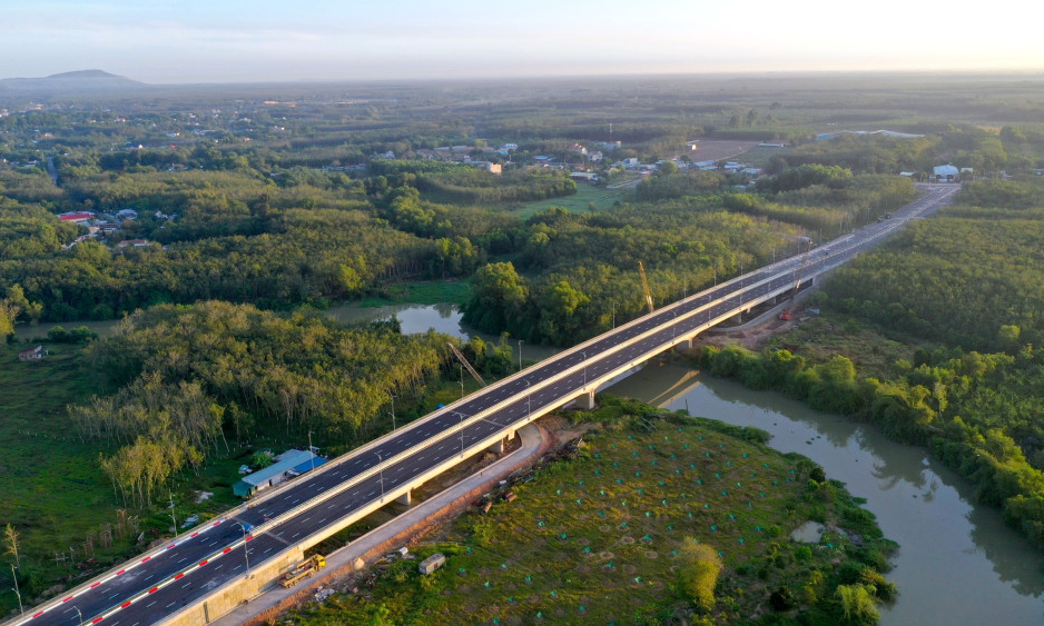 Thống nhất 4 nội dung triển khai hành lang công nghiệp, đô thị, dịch vụ TP. Hồ Chí Minh - Tây Ninh