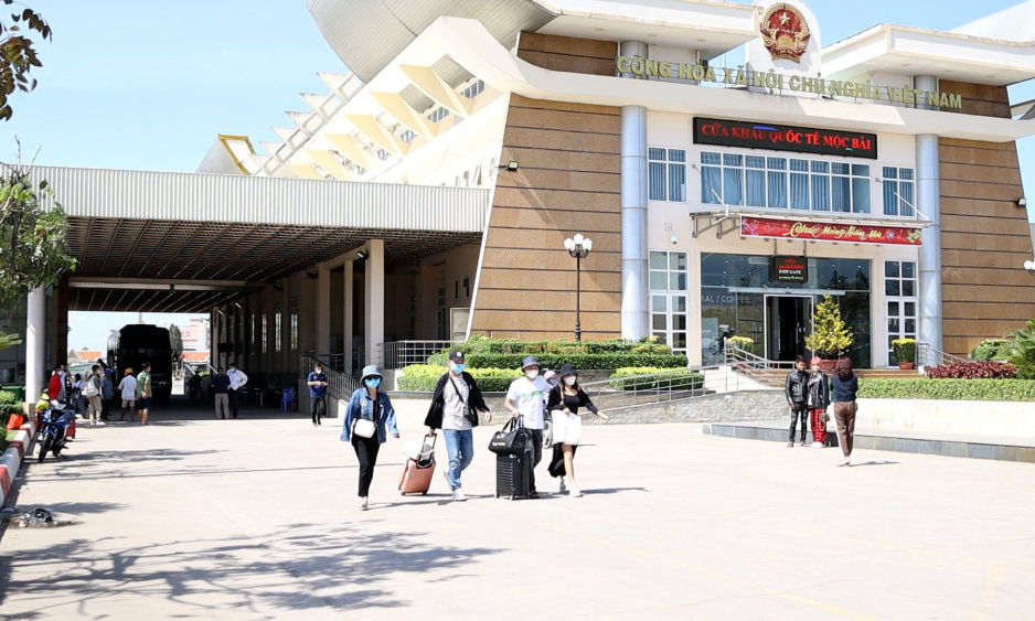 Không có thiên đường 'việc nhẹ lương cao'