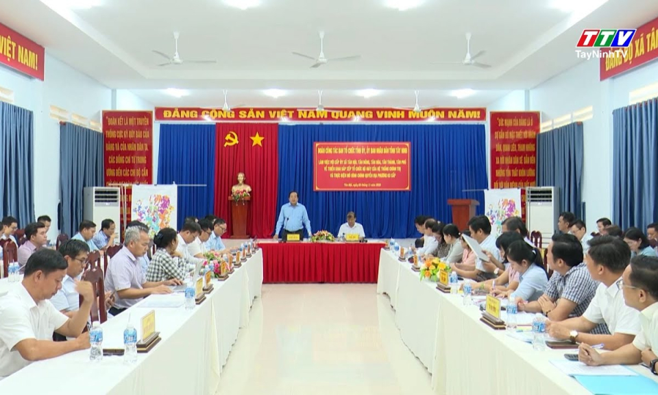 Lãnh đạo tỉnh làm việc với các xã về triển khai mô hình chính quyền địa phương 2 cấp