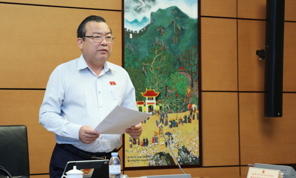 Đoàn đại biểu Quốc hội tỉnh Tây Ninh góp ý dự án Luật về chuyển đổi số, công nghệ cao và chuyển giao công nghệ