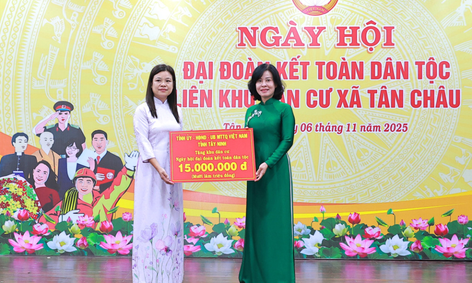 Liên khu dân cư xã Tân Châu tổ chức Ngày hội Đại đoàn kết toàn dân tộc